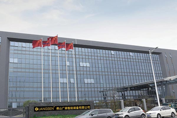 自動(dòng)切鋁機(jī)之成為了行業(yè)中備受矚目的設(shè)備